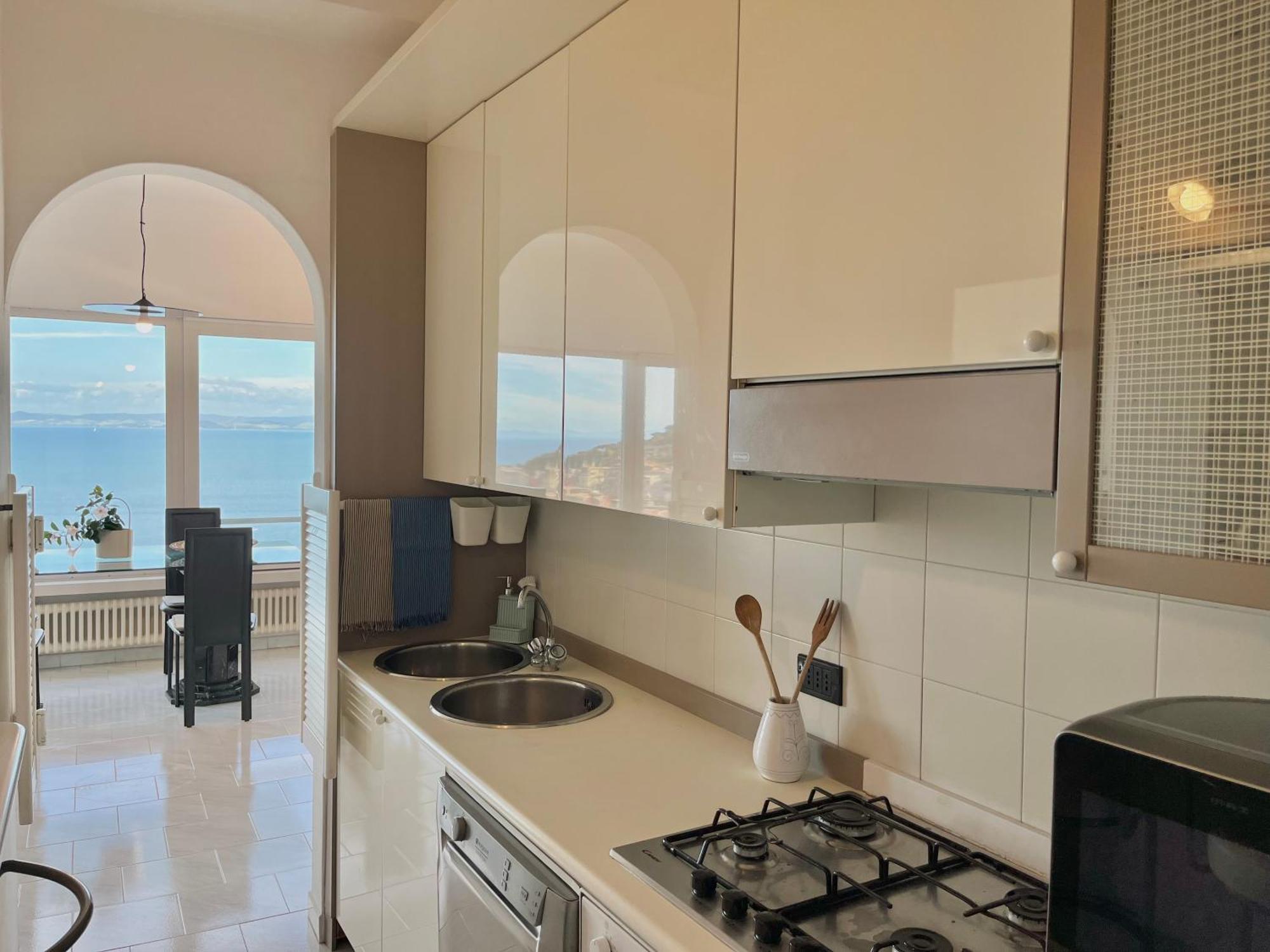 Porto Santo Stefano Vista Mare + Parcheggio Gratuito Apartment Bagian luar foto
